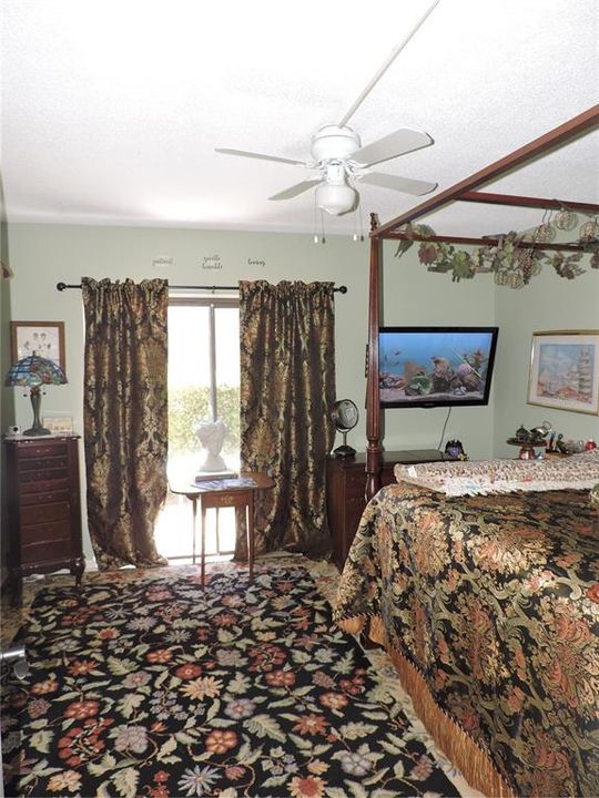 待售: $119,900 (2 贝兹, 2 浴室, 1260 平方英尺)