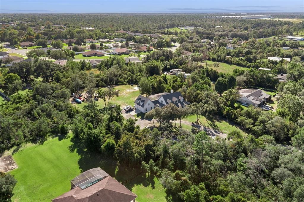 En Venta: $680,000 (4 camas, 2 baños, 2350 Pies cuadrados)