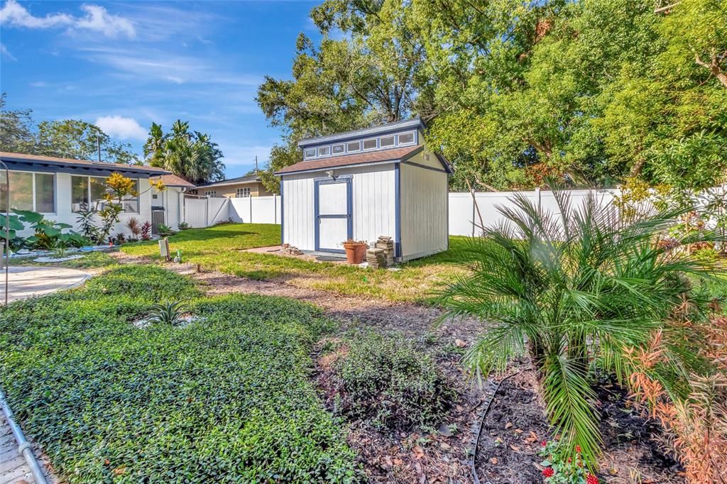 Под контрактом: $675,000 (3 спален, 2 ванн, 1732 Квадратных фут)