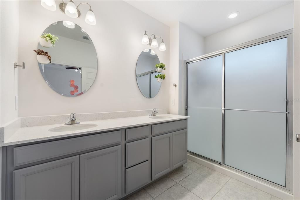 For Sale: $449,900 (3 beds, 2 baths, 1860 Square Feet)