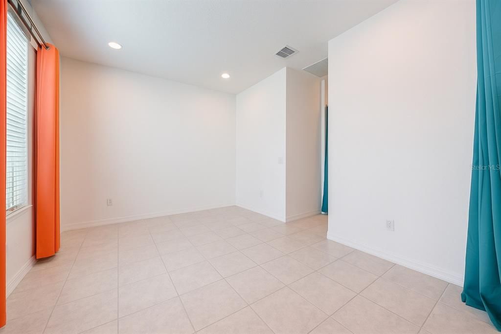 For Sale: $449,900 (3 beds, 2 baths, 1860 Square Feet)