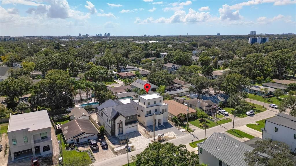 For Sale: $1,900,000 (5 beds, 4 baths, 4084 Square Feet)