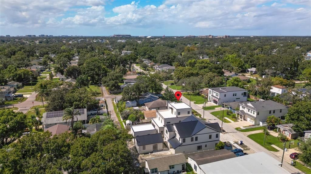 For Sale: $1,900,000 (5 beds, 4 baths, 4084 Square Feet)