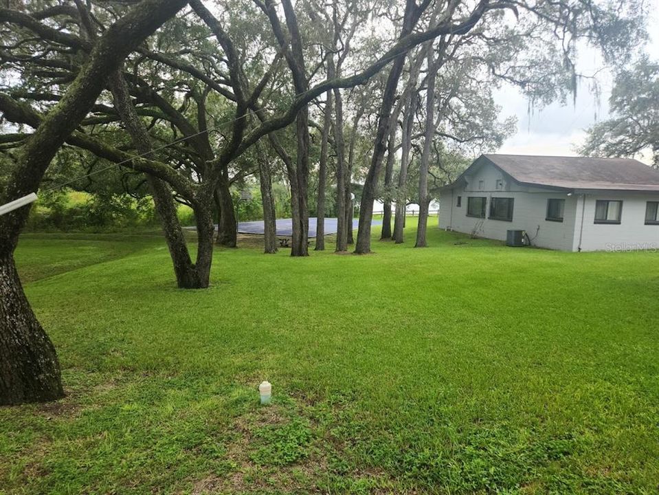 待售: $44,900 (1.02 acres)