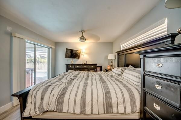 待售: $524,500 (4 贝兹, 0 浴室, 2236 平方英尺)