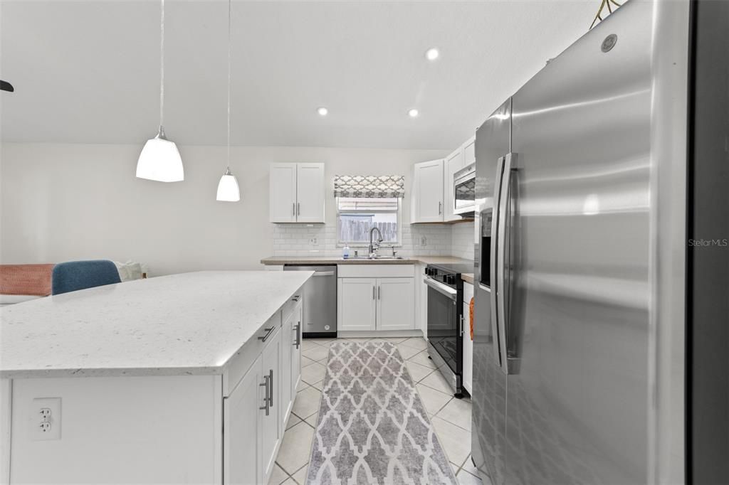 待售: $389,900 (3 贝兹, 2 浴室, 1455 平方英尺)