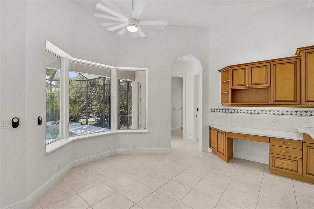 На продажу: $879,000 (3 спален, 3 ванн, 2622 Квадратных фут)