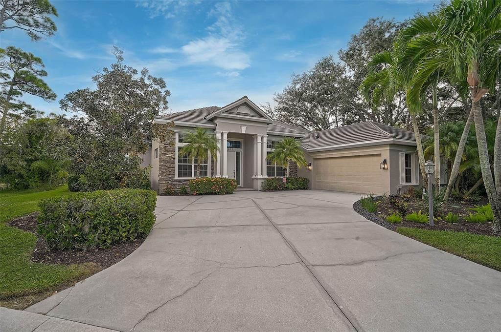 На продажу: $879,000 (3 спален, 3 ванн, 2622 Квадратных фут)