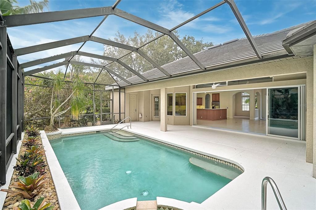 На продажу: $879,000 (3 спален, 3 ванн, 2622 Квадратных фут)