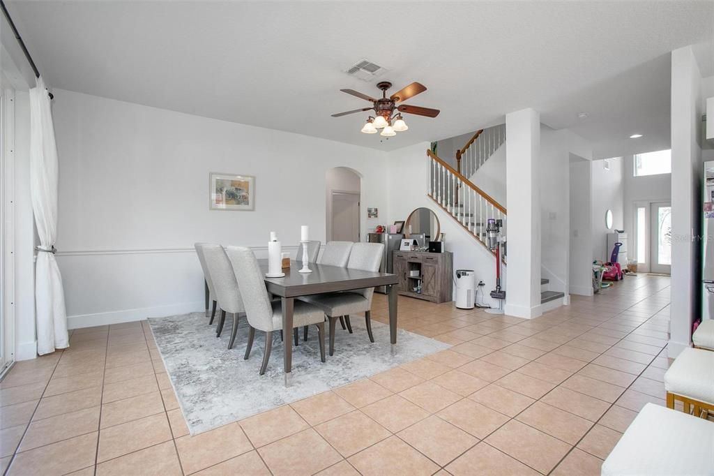 Activo con contrato: $524,900 (4 camas, 3 baños, 2682 Pies cuadrados)