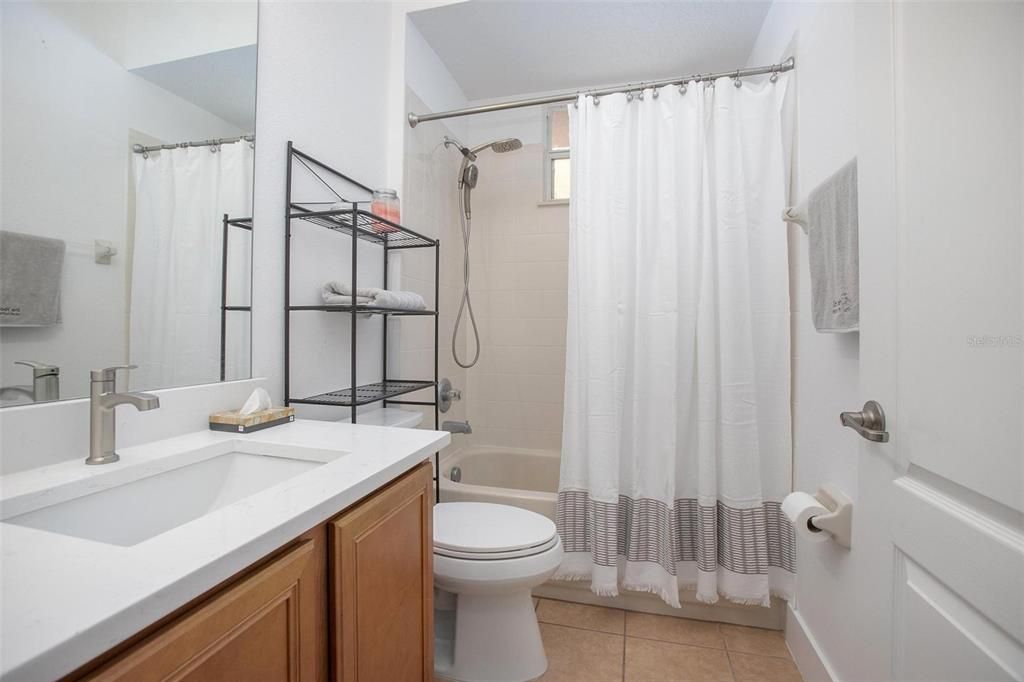 Activo con contrato: $524,900 (4 camas, 3 baños, 2682 Pies cuadrados)