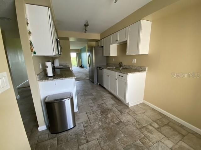 For Rent: $1,945 (2 beds, 2 baths, 1070 Square Feet)