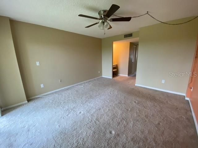 For Rent: $1,945 (2 beds, 2 baths, 1070 Square Feet)