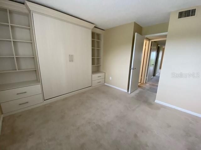 For Rent: $1,945 (2 beds, 2 baths, 1070 Square Feet)