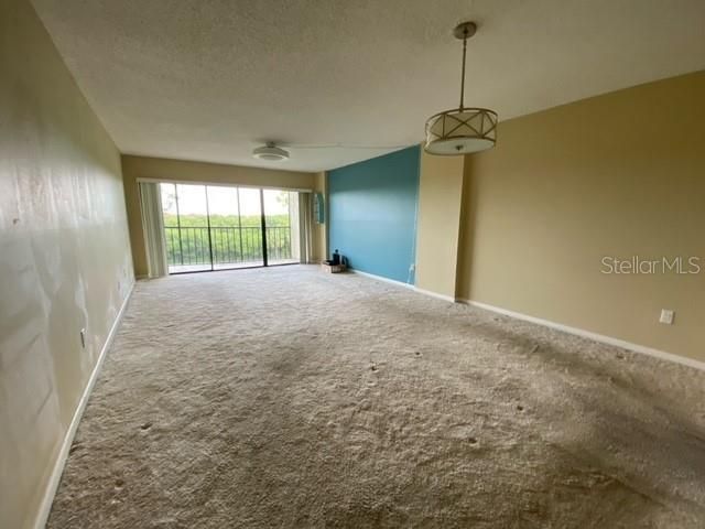 For Rent: $1,945 (2 beds, 2 baths, 1070 Square Feet)