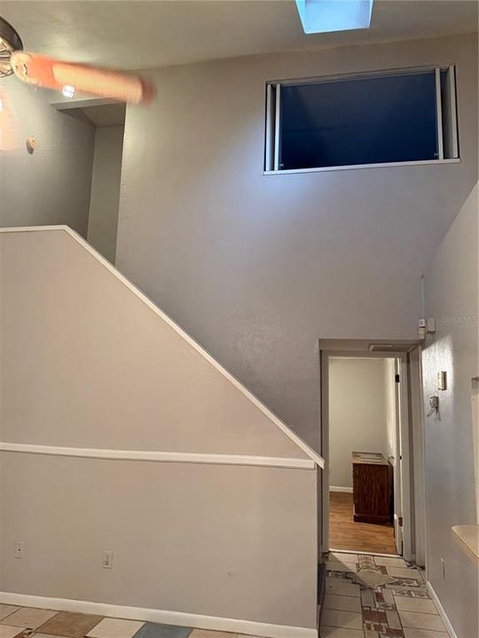 For Rent: $1,700 (2 beds, 2 baths, 1404 Square Feet)