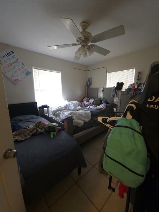 For Sale: $337,500 (3 beds, 2 baths, 1392 Square Feet)