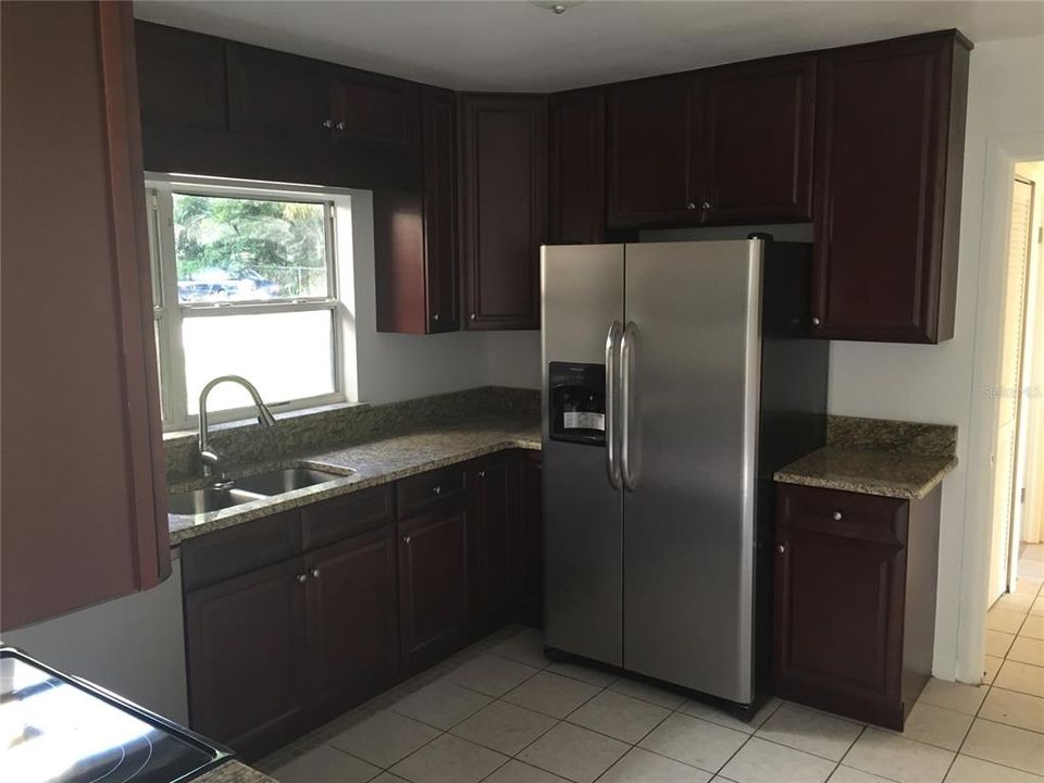 For Sale: $337,500 (3 beds, 2 baths, 1392 Square Feet)
