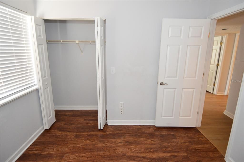 For Rent: $1,900 (3 beds, 2 baths, 1100 Square Feet)