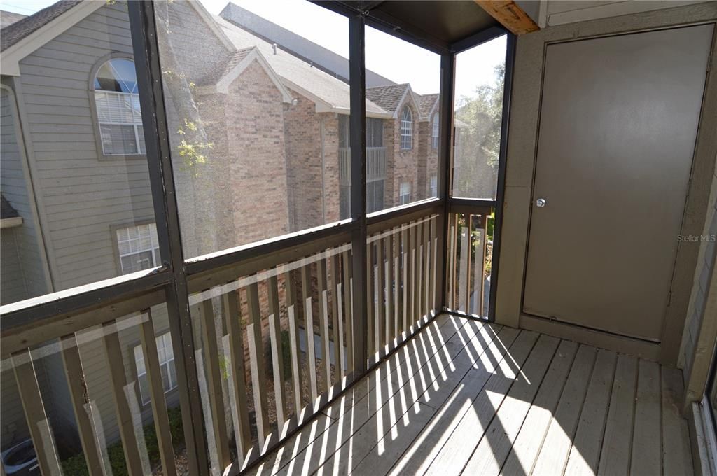 For Rent: $1,900 (3 beds, 2 baths, 1100 Square Feet)