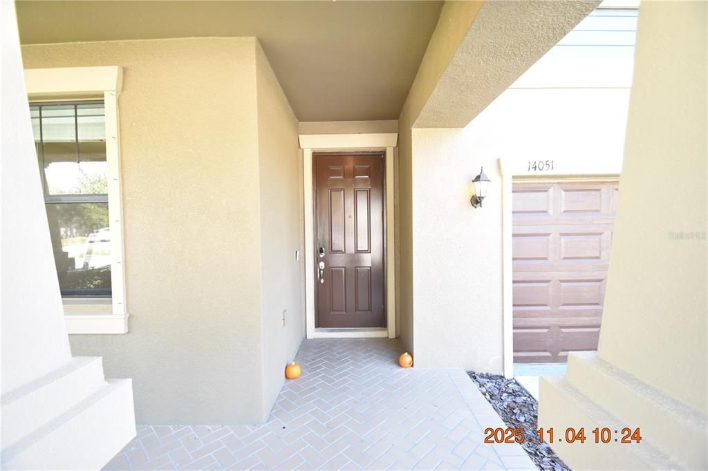 For Rent: $3,195 (5 beds, 3 baths, 3834 Square Feet)