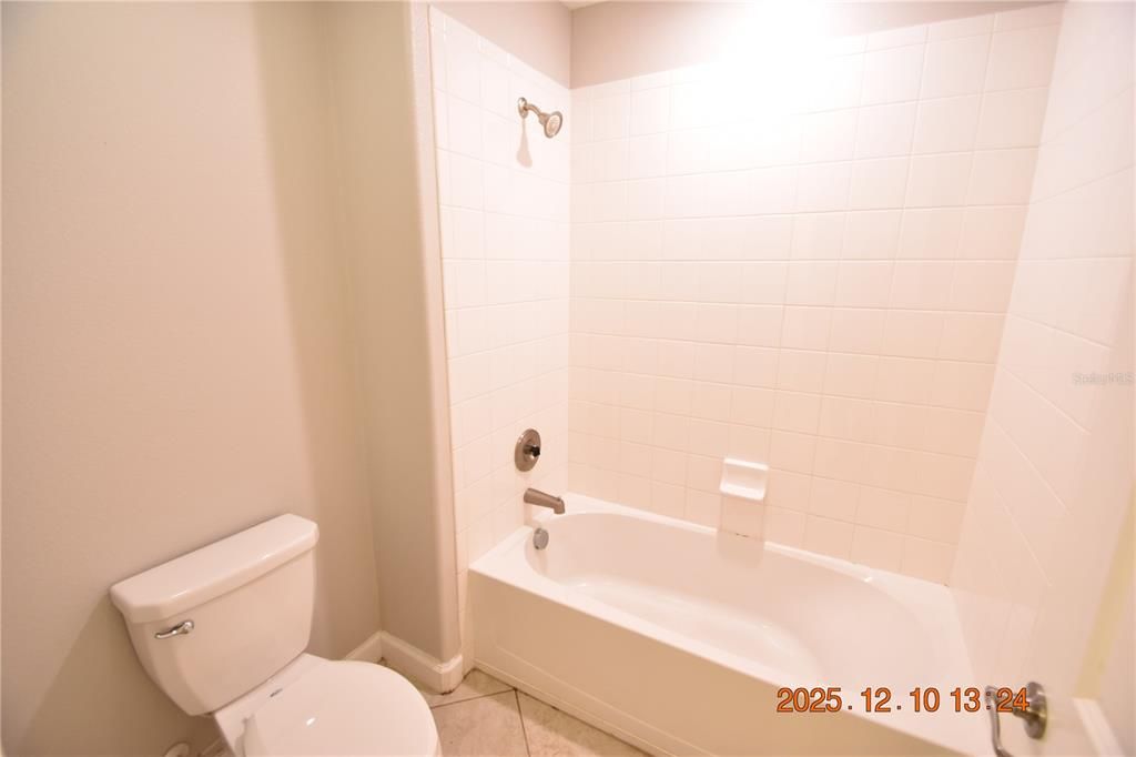 For Rent: $3,195 (5 beds, 3 baths, 3834 Square Feet)