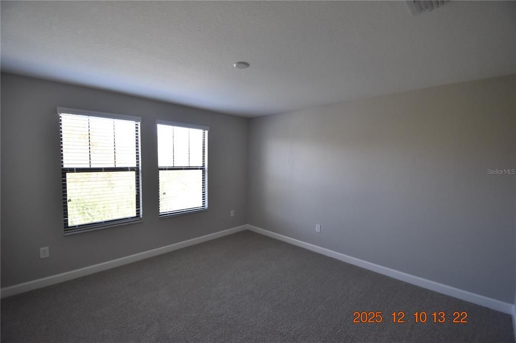 For Rent: $3,195 (5 beds, 3 baths, 3834 Square Feet)