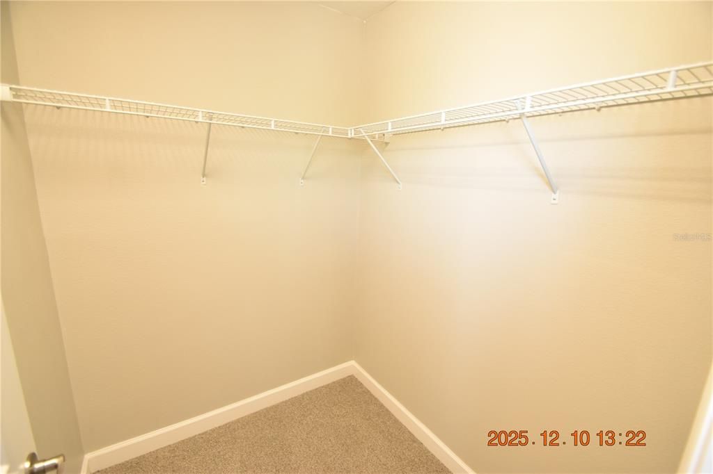 For Rent: $3,195 (5 beds, 3 baths, 3834 Square Feet)