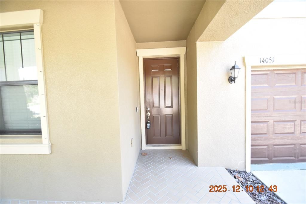 For Rent: $3,195 (5 beds, 3 baths, 3834 Square Feet)