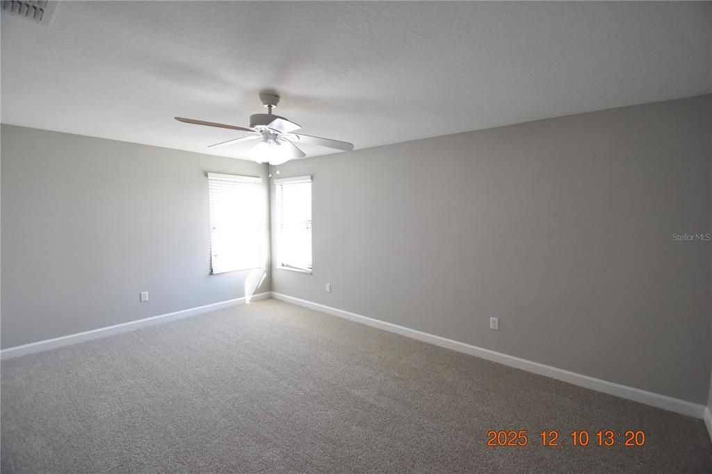 For Rent: $3,195 (5 beds, 3 baths, 3834 Square Feet)