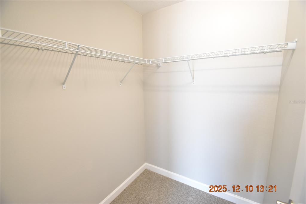 For Rent: $3,195 (5 beds, 3 baths, 3834 Square Feet)