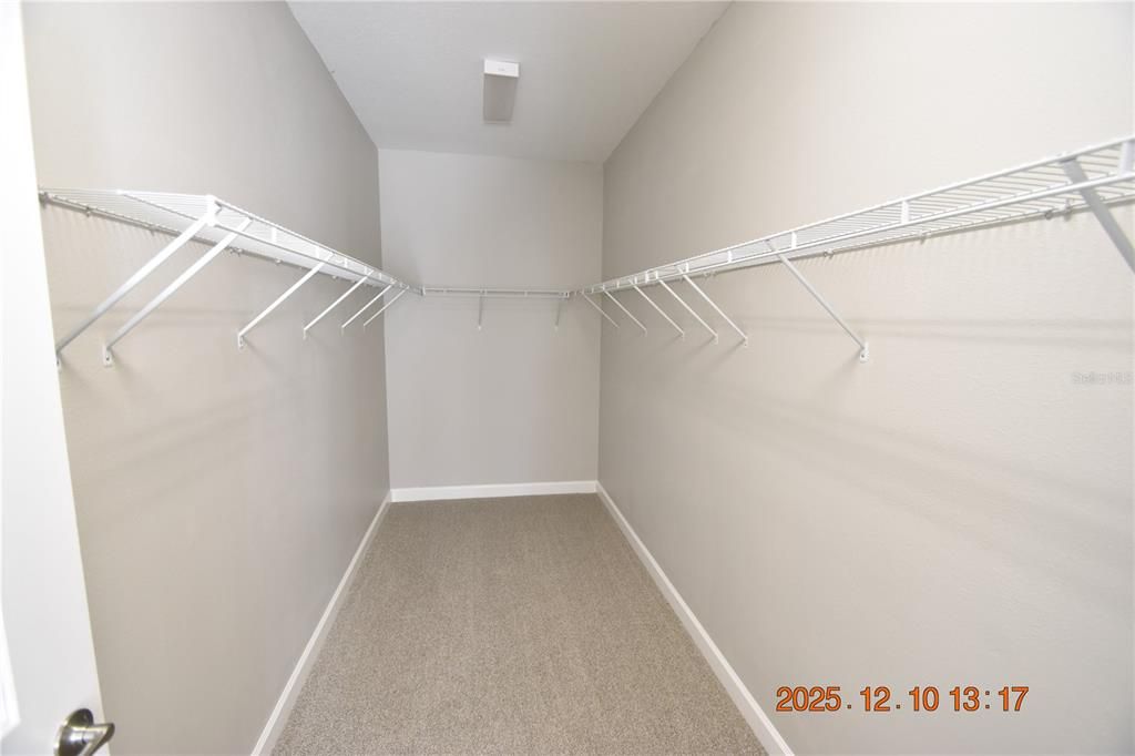 For Rent: $3,195 (5 beds, 3 baths, 3834 Square Feet)