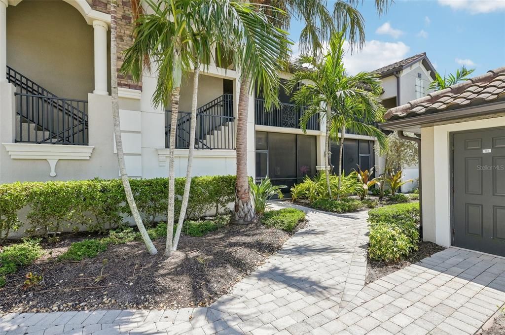 For Rent: $7,000 (2 beds, 2 baths, 1336 Square Feet)