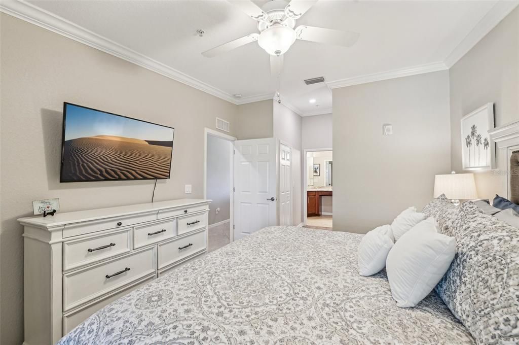 For Rent: $7,000 (2 beds, 2 baths, 1336 Square Feet)