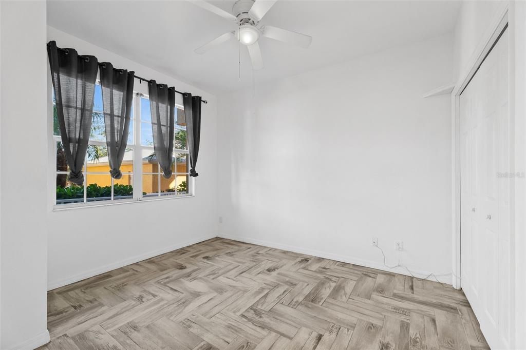 For Sale: $275,000 (3 beds, 2 baths, 1517 Square Feet)