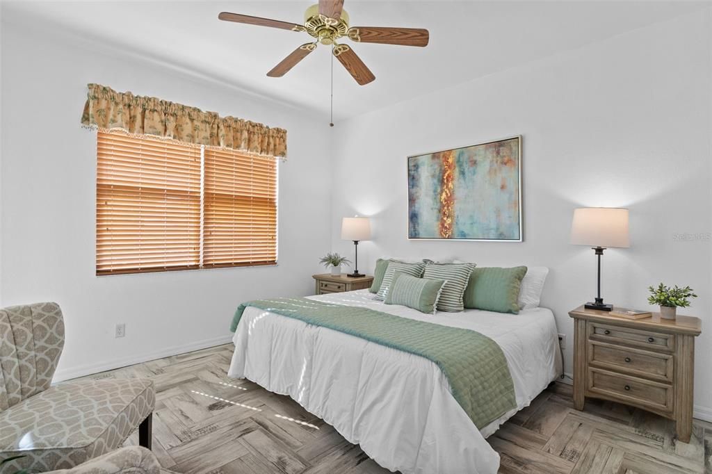 For Sale: $275,000 (3 beds, 2 baths, 1517 Square Feet)