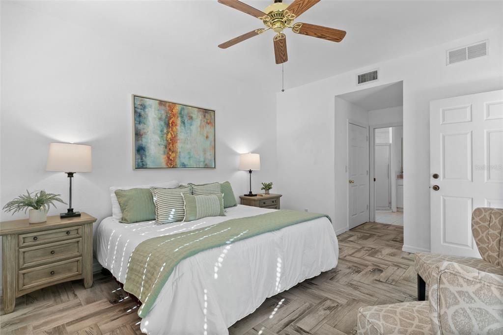 For Sale: $275,000 (3 beds, 2 baths, 1517 Square Feet)