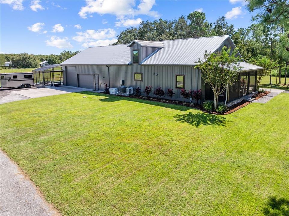 Activo con contrato: $950,000 (3 camas, 2 baños, 2682 Pies cuadrados)