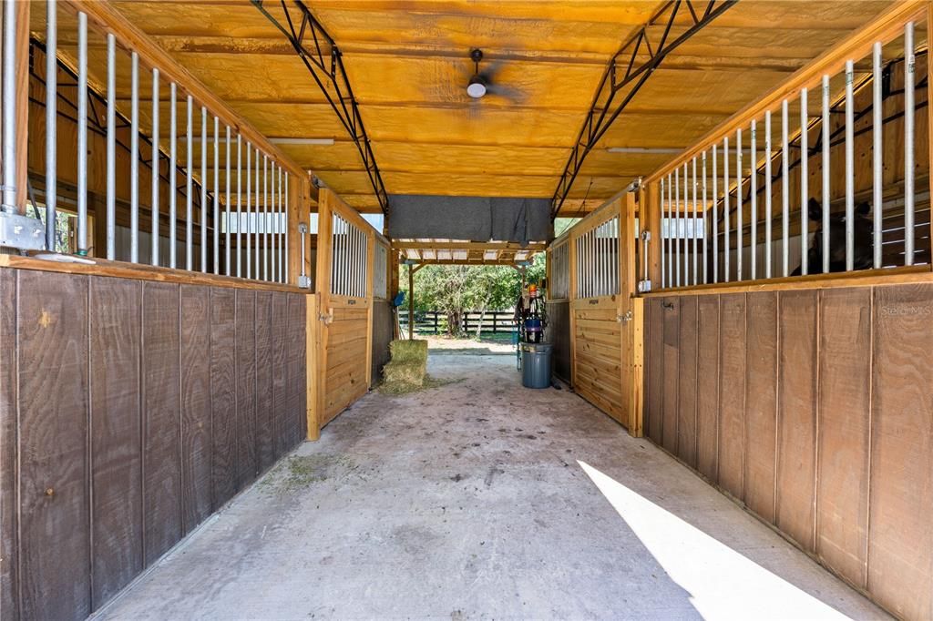 Activo con contrato: $950,000 (3 camas, 2 baños, 2682 Pies cuadrados)