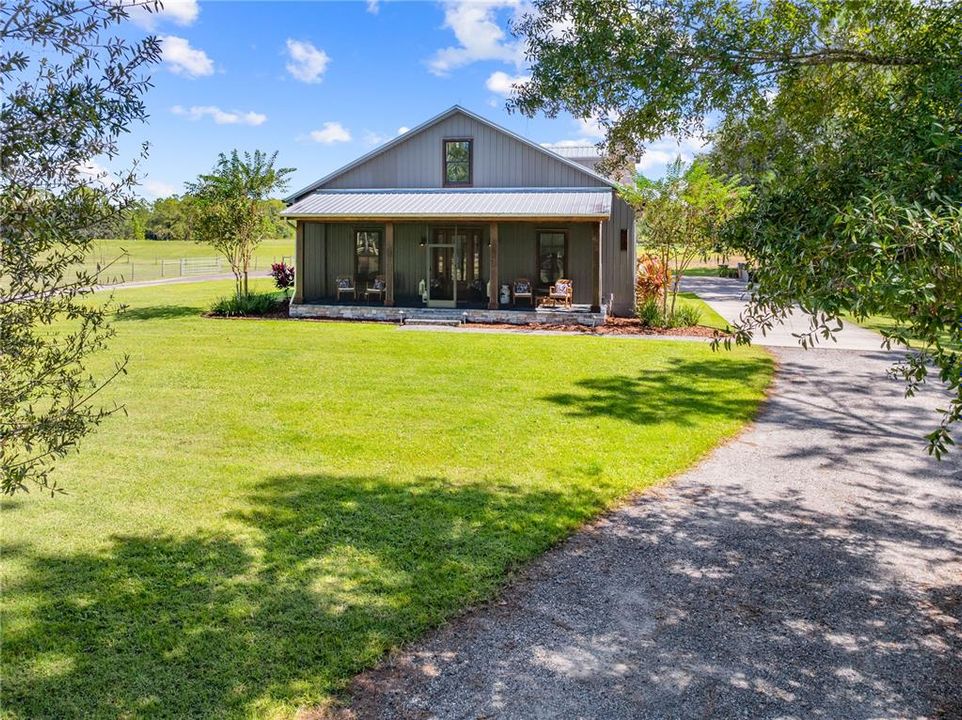 Activo con contrato: $950,000 (3 camas, 2 baños, 2682 Pies cuadrados)