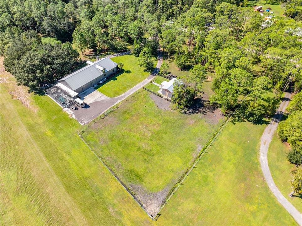 Activo con contrato: $950,000 (3 camas, 2 baños, 2682 Pies cuadrados)