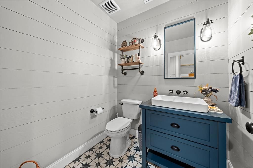 Activo con contrato: $950,000 (3 camas, 2 baños, 2682 Pies cuadrados)