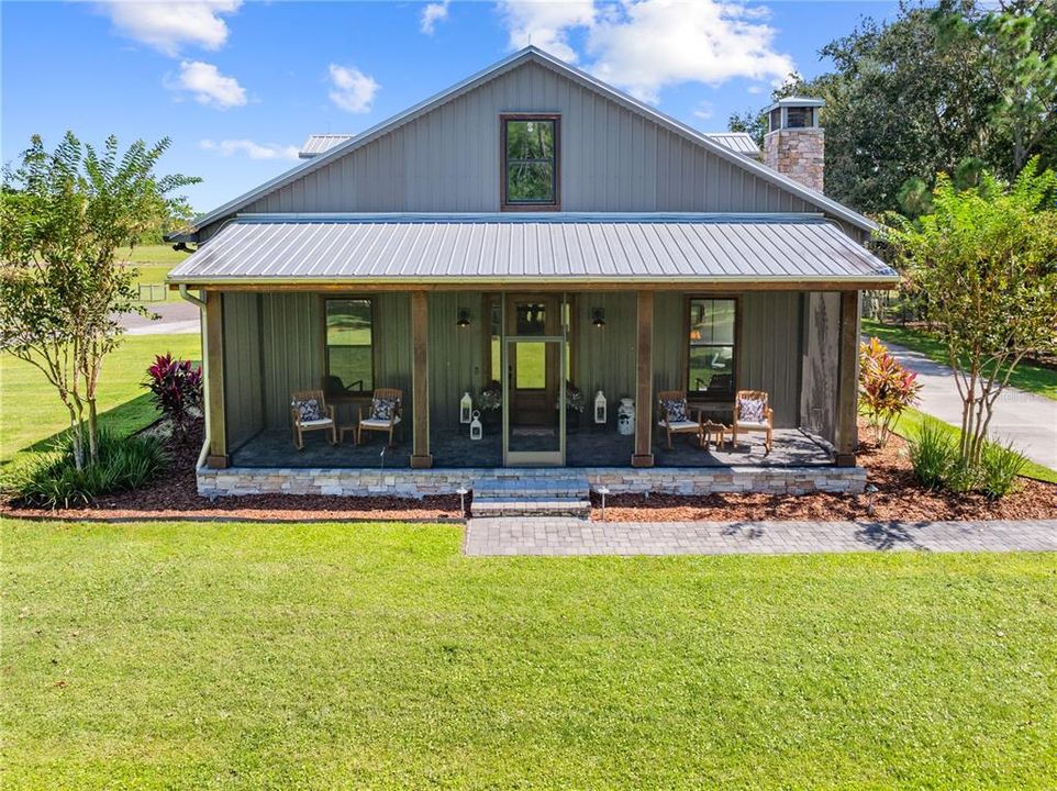 Activo con contrato: $950,000 (3 camas, 2 baños, 2682 Pies cuadrados)