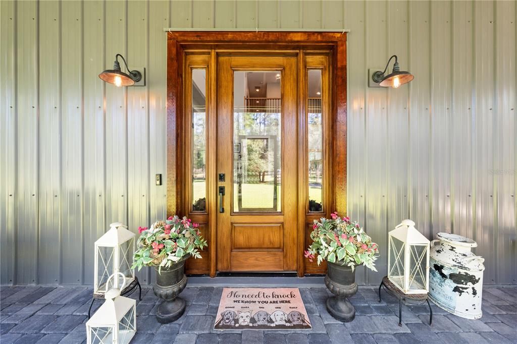 Activo con contrato: $950,000 (3 camas, 2 baños, 2682 Pies cuadrados)