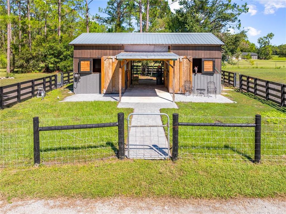 Activo con contrato: $950,000 (3 camas, 2 baños, 2682 Pies cuadrados)