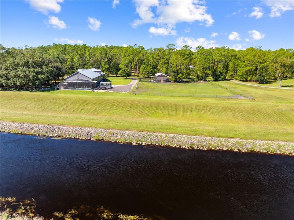 Activo con contrato: $950,000 (3 camas, 2 baños, 2682 Pies cuadrados)