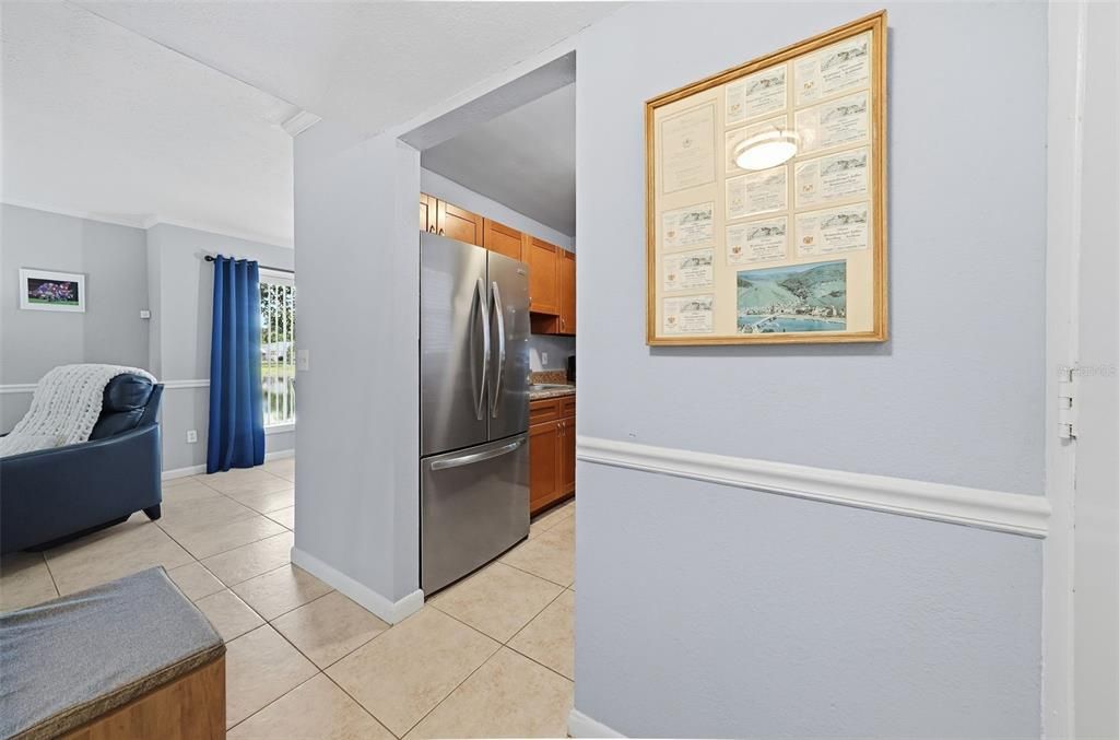 For Sale: $149,000 (1 beds, 1 baths, 783 Square Feet)