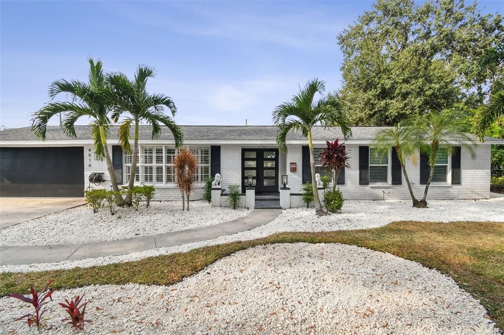 Active With Contract: $499,900 (3 beds, 2 baths, 1431 Square Feet)