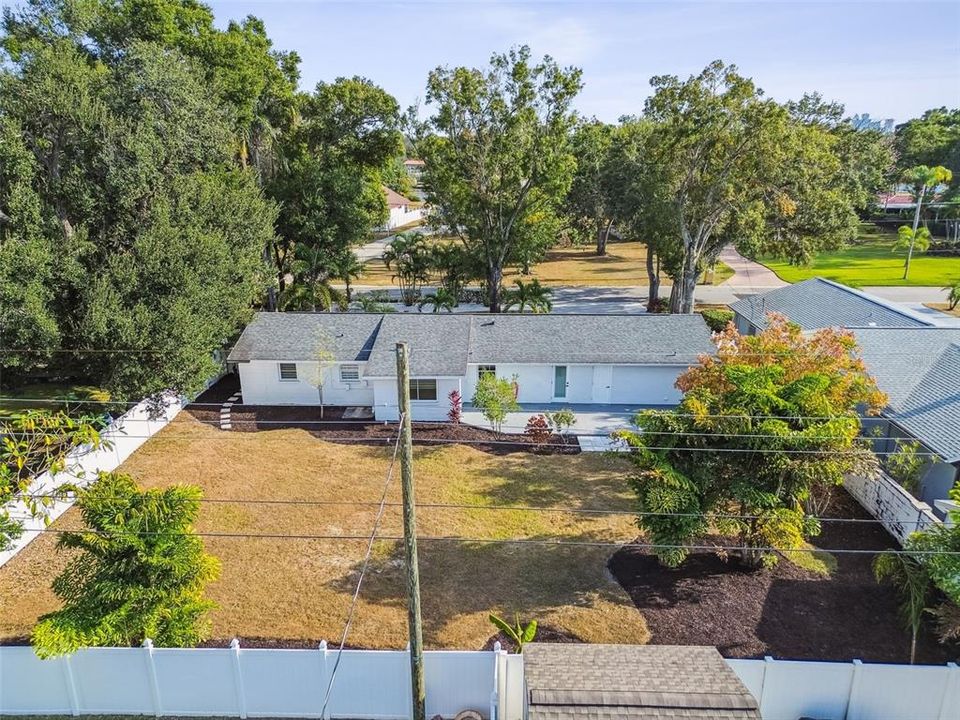 Active With Contract: $499,900 (3 beds, 2 baths, 1431 Square Feet)