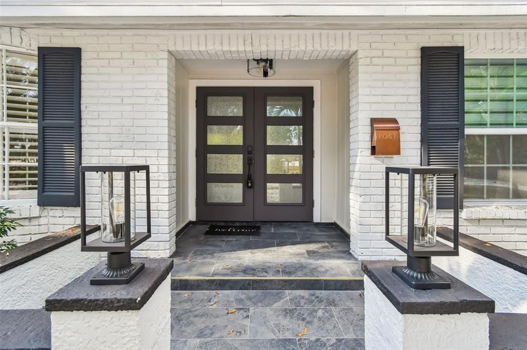 Active With Contract: $499,900 (3 beds, 2 baths, 1431 Square Feet)